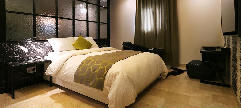 Circle Hotel Incheon Bagian luar foto
