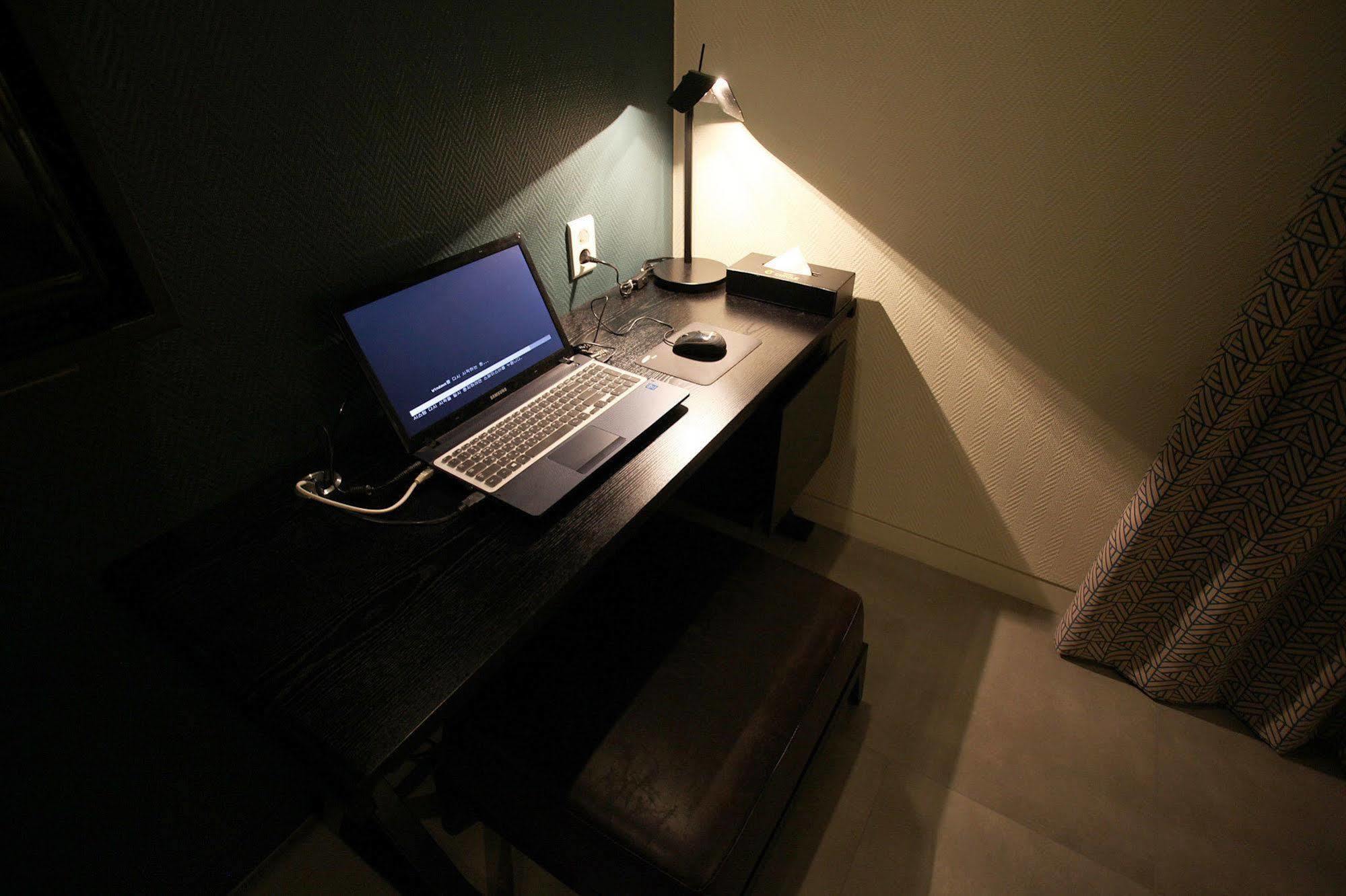 Circle Hotel Incheon Bagian luar foto
