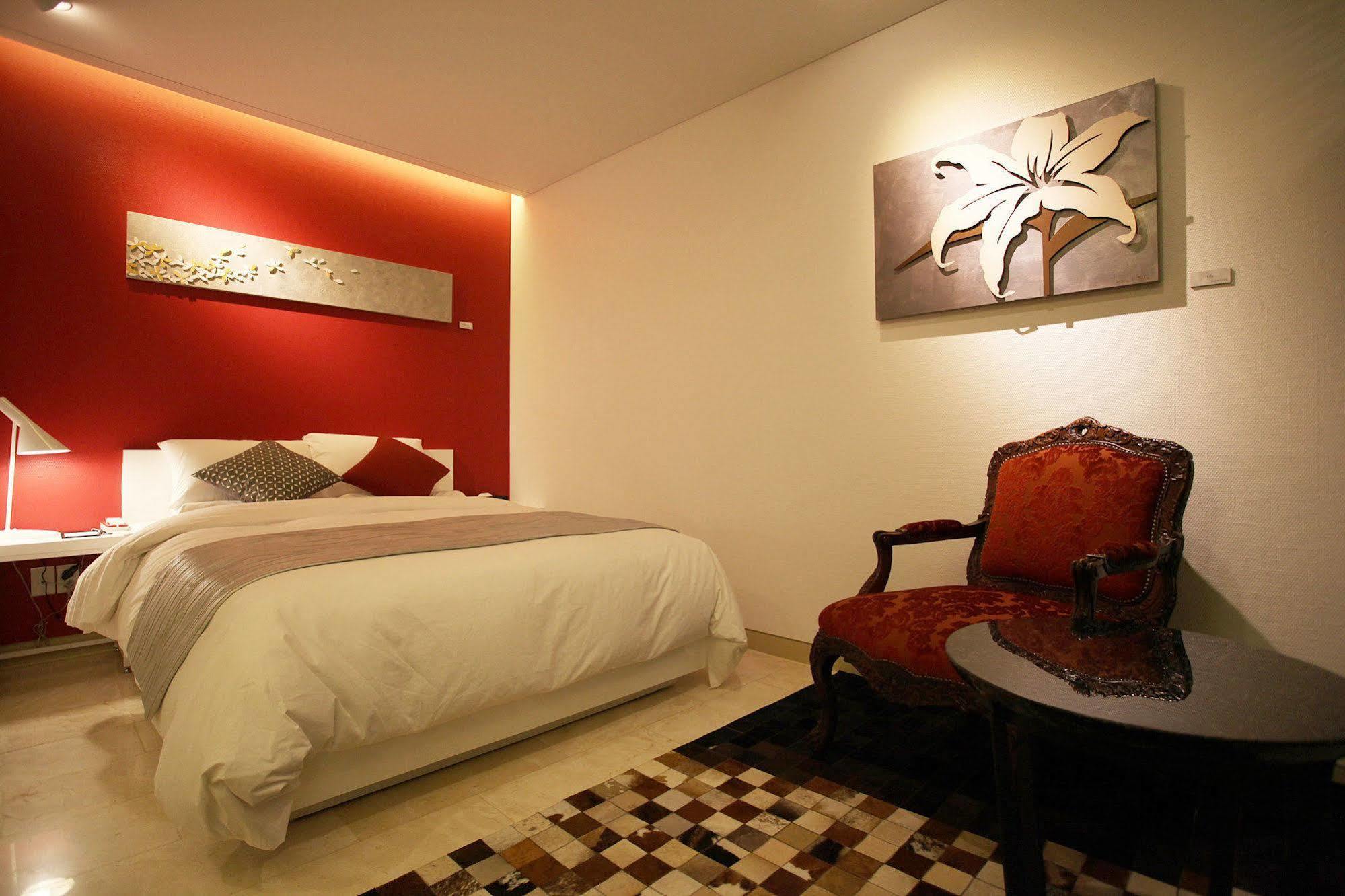Circle Hotel Incheon Bagian luar foto